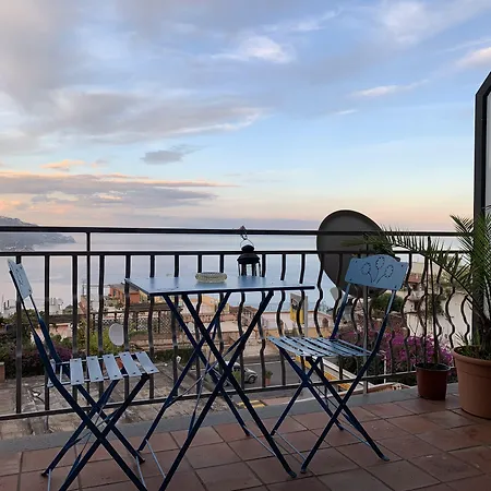 Hostel Taormina - Homstel-2